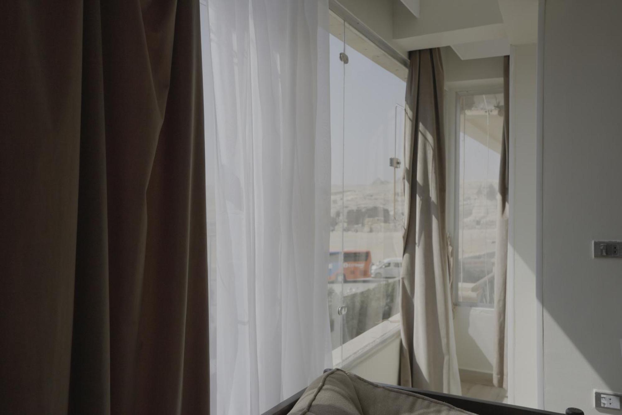Queen Cleopatra Pyramids Hotel Kaherah Luaran gambar